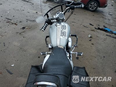 Zdjęcie 6 z 9 samochodu: 2005 HARLEY-DAVIDSON XL1200 C VIN:1HD1CGP135K404200 - miniatura
