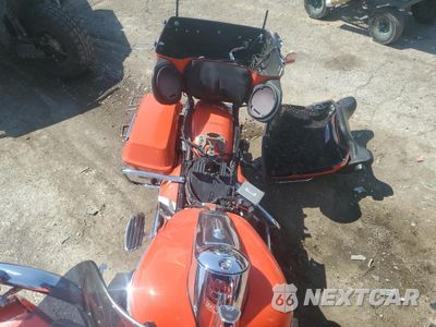 Piąte zdjęcie samochodu w środku: 2012 HARLEY-DAVIDSON FLHTCUSE7 CVO ULTRA CLASSIC ELECTRA GLIDE VIN:1HD1PR818CB955069 - miniatura