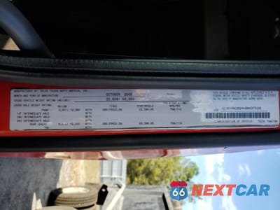 Zdjęcie 10 z 10 samochodu: 2006 VOLVO VNL SEMI TRUCK VIN:4V4NC9GH46N437528 - miniatura