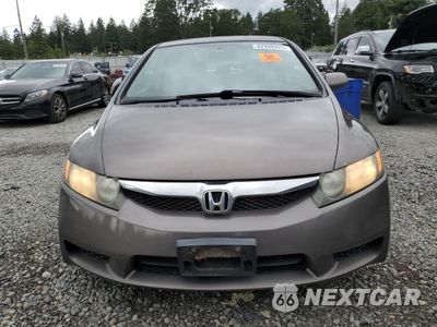 Piąte zdjęcie samochodu w środku: 2010 HONDA CIVIC LX VIN:19XFA1F55AE025260 - miniatura