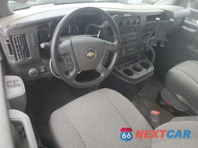 Zdjęcie 8 z 13 samochodu: 2022 CHEVROLET EXPRESS G3500 VIN:1HA3GTC73NN006688 - miniatura