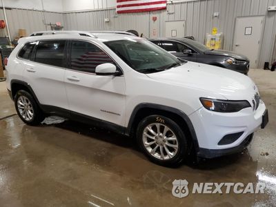 Czwarte zdjęcie samochodu z boku: 2019 JEEP CHEROKEE LATITUDE VIN:1C4PJLCB8KD222971 - miniatura
