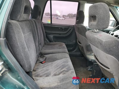 Zdjęcie 10 z 13 samochodu: 2000 HONDA CR-V LX VIN:JHLRD2847YC011914 - miniatura
