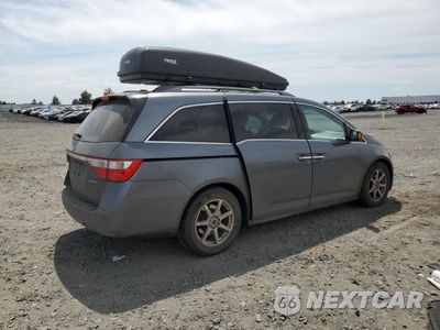 Trzecie zdjęcie samochodu z tyłu: 2013 HONDA ODYSSEY TOURING VIN:5FNRL5H94DB057081 - miniatura