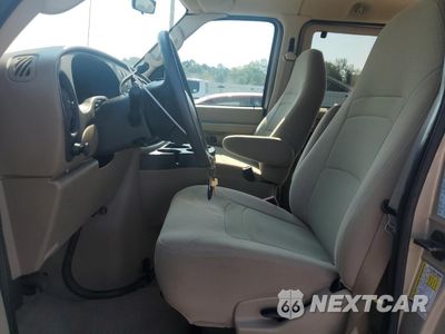 Zdjęcie 7 z 13 samochodu: 2008 FORD ECONOLINE E350 SUPER DUTY WAGON VIN:1FBNE31L58DA20593 - miniatura