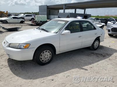 1997 TOYOTA CAMRY CE 4T1BG22K2VU793201 - główne zdjęcie licytacji z USA - miniatura
