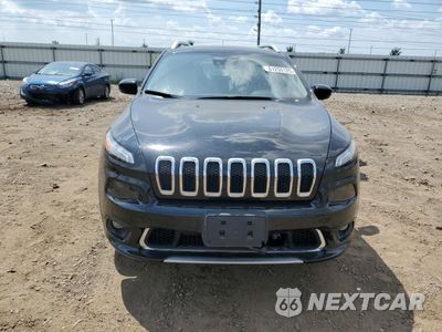 Piąte zdjęcie samochodu w środku: 2017 JEEP CHEROKEE OVERLAND VIN:1C4PJMJS7HW557791 - miniatura