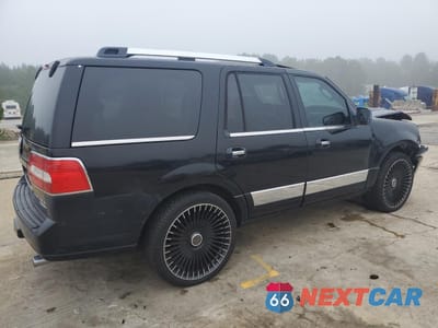 Trzecie zdjęcie samochodu z tyłu: 2008 LINCOLN NAVIGATOR VIN:5LMFU27578LJ18447 - miniatura