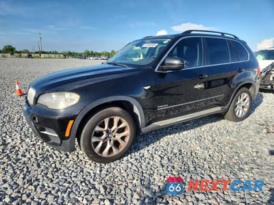 2013 BMW X5 XDRIVE35I 5UXZV4C51D0B10747 - główne zdjęcie licytacji z USA - miniatura