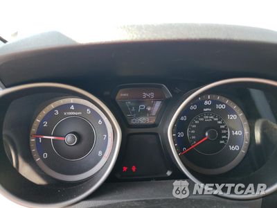 Zdjęcie 9 z 12 samochodu: 2014 HYUNDAI ELANTRA SE VIN:KMHDH4AE0EU142405 - miniatura