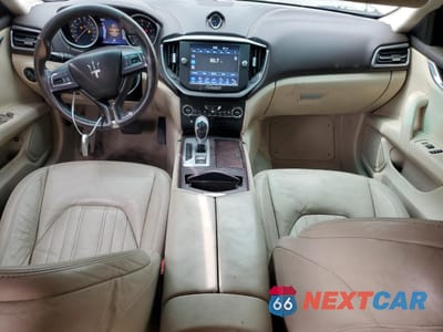 Zdjęcie 8 z 12 samochodu: 2014 MASERATI GHIBLI S VIN:ZAM57RTA8E1095303 - miniatura