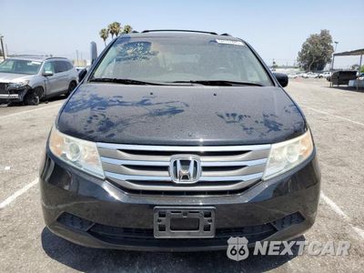 Piąte zdjęcie samochodu w środku: 2011 HONDA ODYSSEY EXL VIN:5FNRL5H63BB052425 - miniatura