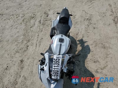 Piąte zdjęcie samochodu w środku: 2025 KAWASAKI ZX400 S VIN:ML5ZXCS11SDA31955 - miniatura