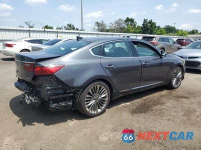 Trzecie zdjęcie samochodu z tyłu: 2018 KIA CADENZA LUXURY VIN:KNALC4J16J5097404 - miniatura
