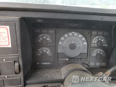 Zdjęcie 9 z 14 samochodu: 1988 CHEVROLET GMT-400 K1500 VIN:1GCDK14K7JE137969 - miniatura