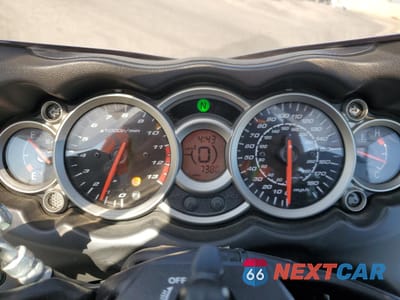 Zdjęcie 7 z 10 samochodu: 2020 SUZUKI GSX1300 RA VIN:JS1GX72B6L7100210 - miniatura
