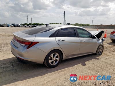 Trzecie zdjęcie samochodu z tyłu: 2021 HYUNDAI ELANTRA SE VIN:5NPLL4AG4MH016024 - miniatura