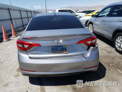Zdjęcie 6 z 12 samochodu: 2017 HYUNDAI SONATA SE VIN:5NPE24AF8HH481110 - miniatura
