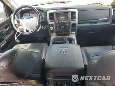Zdjęcie 8 z 14 samochodu: 2017 RAM 1500 LARAMIE VIN:1C6RR7NT6HS854443 - miniatura