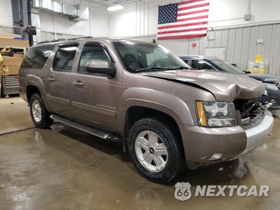 Czwarte zdjęcie samochodu z boku: 2012 CHEVROLET SUBURBAN K1500 LT VIN:1GNSKJE70CR281304 - miniatura