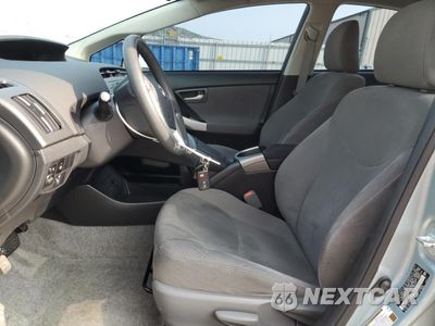 Zdjęcie 7 z 16 samochodu: 2014 TOYOTA PRIUS VIN:JTDKN3DU2E1826312 - miniatura