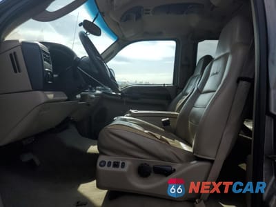 Zdjęcie 7 z 15 samochodu: 2005 FORD EXCURSION LIMITED VIN:1FMSU43P65EB45031 - miniatura