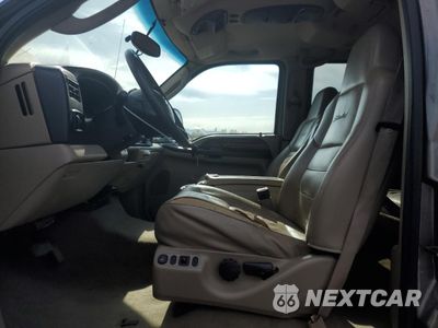 Zdjęcie 7 z 15 samochodu: 2005 FORD EXCURSION LIMITED VIN:1FMSU43P65EB45031 - miniatura