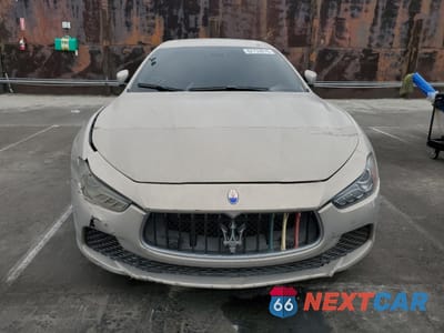 Piąte zdjęcie samochodu w środku: 2014 MASERATI GHIBLI S VIN:ZAM57RTA8E1095303 - miniatura