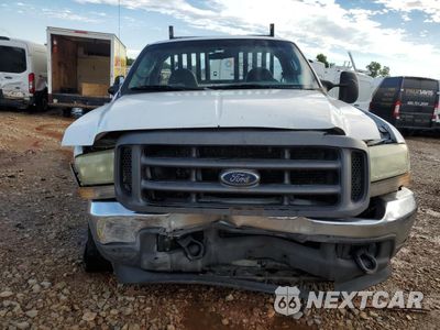 Piąte zdjęcie samochodu w środku: 2004 FORD F250 SUPER DUTY VIN:1FDNF20L34EB35956 - miniatura