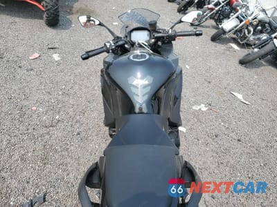 Zdjęcie 6 z 10 samochodu: 2021 KAWASAKI ZX1002 K VIN:JKBZXVK12MA016857 - miniatura
