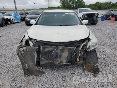 Piąte zdjęcie samochodu w środku: 2015 NISSAN ALTIMA 2.5 VIN:1N4AL3APXFC596692 - miniatura