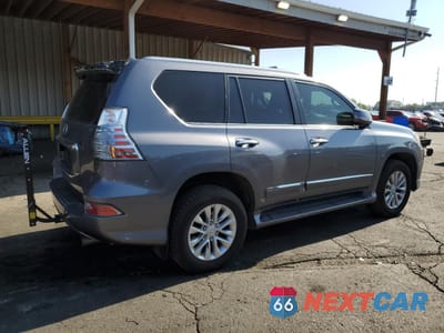 Trzecie zdjęcie samochodu z tyłu: 2016 LEXUS GX 460 VIN:JTJBM7FX5G5145037 - miniatura