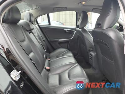 Zdjęcie 10 z 12 samochodu: 2014 VOLVO S60 T5 VIN:YV1612FH7E2281218 - miniatura