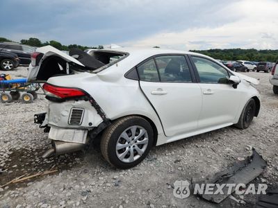 Trzecie zdjęcie samochodu z tyłu: 2021 TOYOTA COROLLA LE VIN:JTDEPMAEXMJ130502 - miniatura