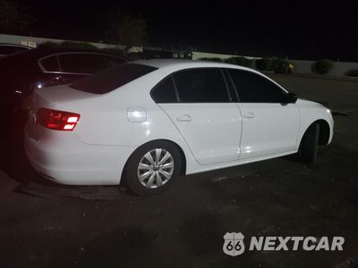 Trzecie zdjęcie samochodu z tyłu: 2014 VOLKSWAGEN JETTA BASE VIN:3VW2K7AJ2EM328136 - miniatura
