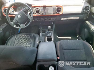 Zdjęcie 8 z 14 samochodu: 2017 TOYOTA TACOMA DOUBLE CAB VIN:5TFCZ5AN1HX071365 - miniatura