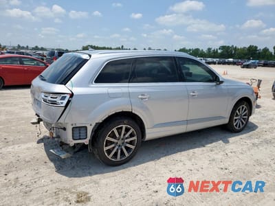Trzecie zdjęcie samochodu z tyłu: 2019 AUDI Q7 PREMIUM PLUS VIN:WA1LAAF78KD010012 - miniatura
