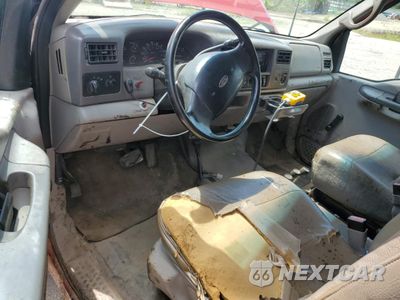 Zdjęcie 8 z 12 samochodu: 2001 FORD F550 SUPER DUTY VIN:1FDAF57F81ED00721 - miniatura