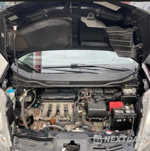 Zdjęcie 7 z 10 samochodu: 2013 HONDA FIT VIN:JHMGE8G33DC052143 - miniatura