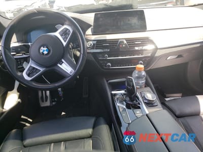 Zdjęcie 8 z 12 samochodu: 2020 BMW M550XI VIN:WBAJS7C02LBN96544 - miniatura
