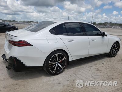 Trzecie zdjęcie samochodu z tyłu: 2025 BMW 540 XI VIN:WBA63FJ0XSCU23119 - miniatura