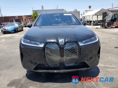 Piąte zdjęcie samochodu w środku: 2024 BMW IX XDRIVE50 VIN:WB523CF08RCN90769 - miniatura