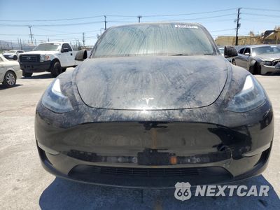 Piąte zdjęcie samochodu w środku: 2024 TESLA MODEL Y VIN:7SAYGDEE7RA215576 - miniatura