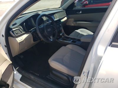 Zdjęcie 7 z 12 samochodu: 2018 KIA OPTIMA LX VIN:5XXGT4L32JG263268 - miniatura