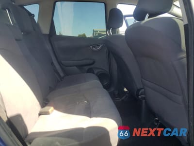 Zdjęcie 10 z 12 samochodu: 2011 HONDA FIT VIN:JHMGE8G36BC020879 - miniatura