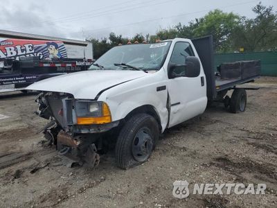 Drugie zdjęcie samochodu z przodu: 2001 FORD F350 SUPER DUTY FLATBED PICKUP TRUCK VIN:1FDWF36F01ED28394 - miniatura