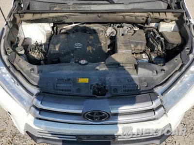 Zdjęcie 12 z 13 samochodu: 2019 TOYOTA HIGHLANDER SE VIN:5TDKZRFH0KS307491 - miniatura