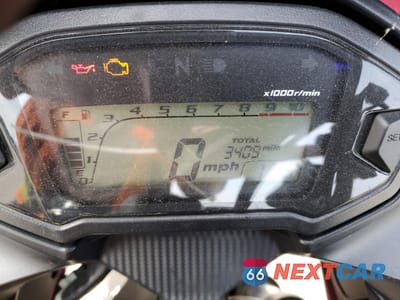 Zdjęcie 7 z 9 samochodu: 2016 HONDA CBR500 R VIN:MLHPC4468G5300861 - miniatura