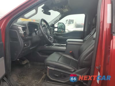 Zdjęcie 13 z 26 samochodu: 2023 FORD F550 SUPER DUTY VIN:1FD0W5HT3PEC54451 - miniatura