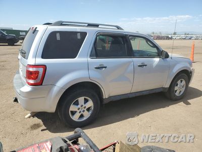 Trzecie zdjęcie samochodu z tyłu: 2011 FORD ESCAPE XLT VIN:1FMCU9DG7BKB13783 - miniatura